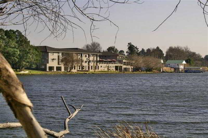 The Lakes Hotel & Conference Centre Benoni Bagian luar foto