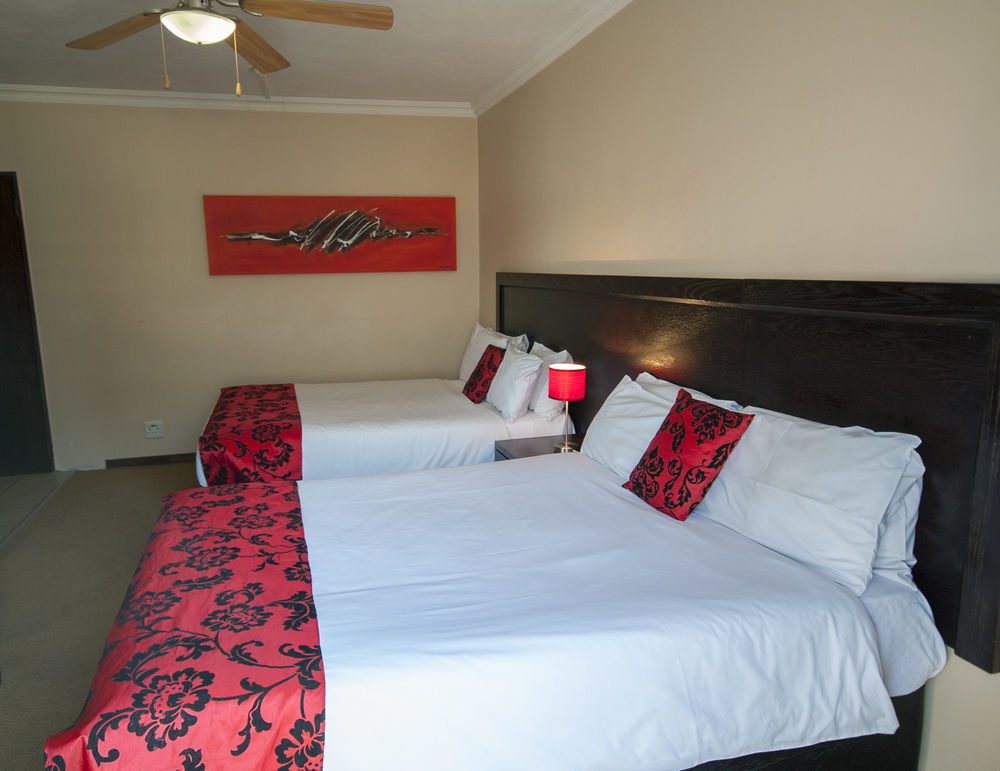The Lakes Hotel & Conference Centre Benoni Bagian luar foto