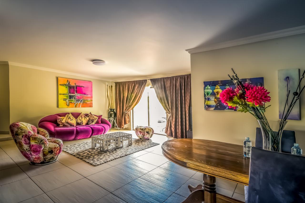 The Lakes Hotel & Conference Centre Benoni Bagian luar foto