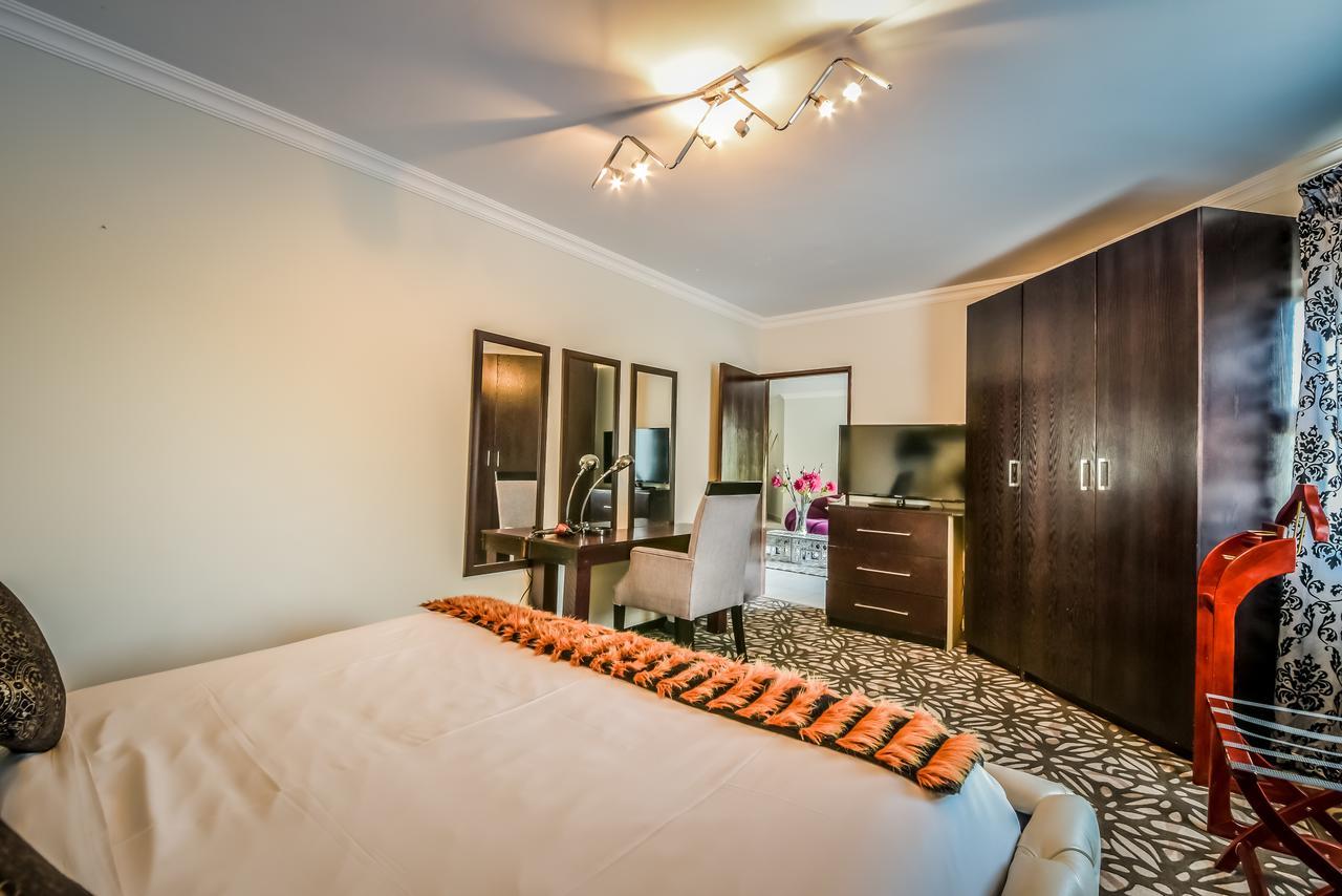 The Lakes Hotel & Conference Centre Benoni Bagian luar foto