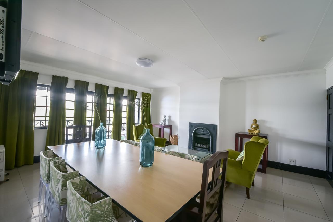 The Lakes Hotel & Conference Centre Benoni Bagian luar foto