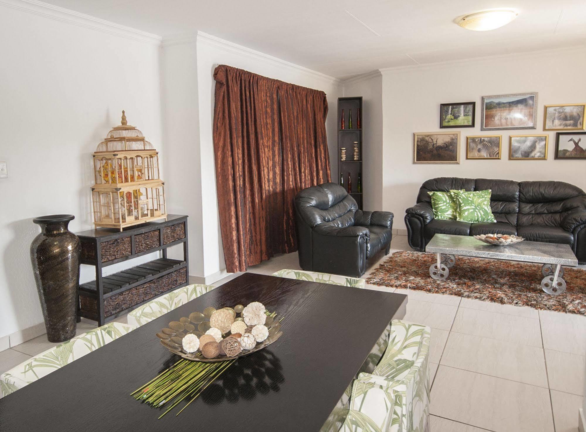 The Lakes Hotel & Conference Centre Benoni Bagian luar foto