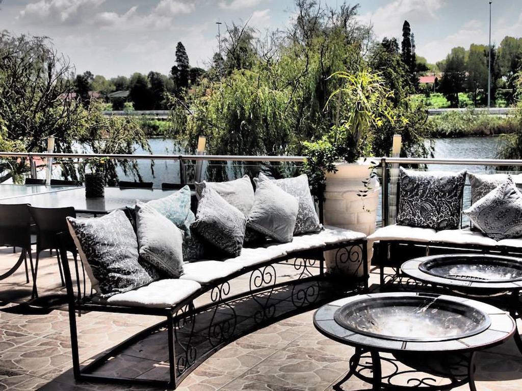 The Lakes Hotel & Conference Centre Benoni Bagian luar foto